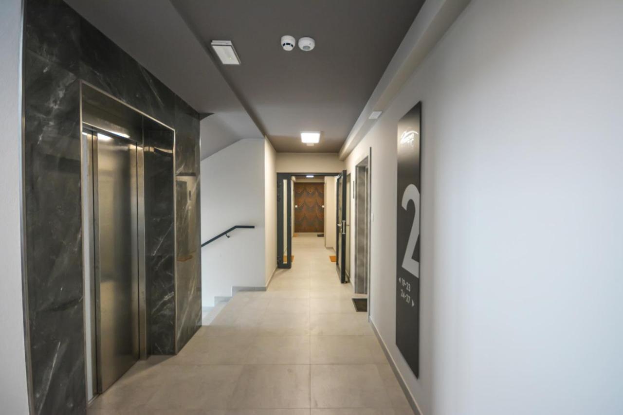 Apartament Na Kazda Pogode A27 بوبيروفو المظهر الخارجي الصورة